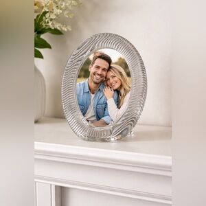 Mikasa Crystal POLISHED PORTRAITS Oval Ribbed Crystal Picture Frame Vintage 80’s